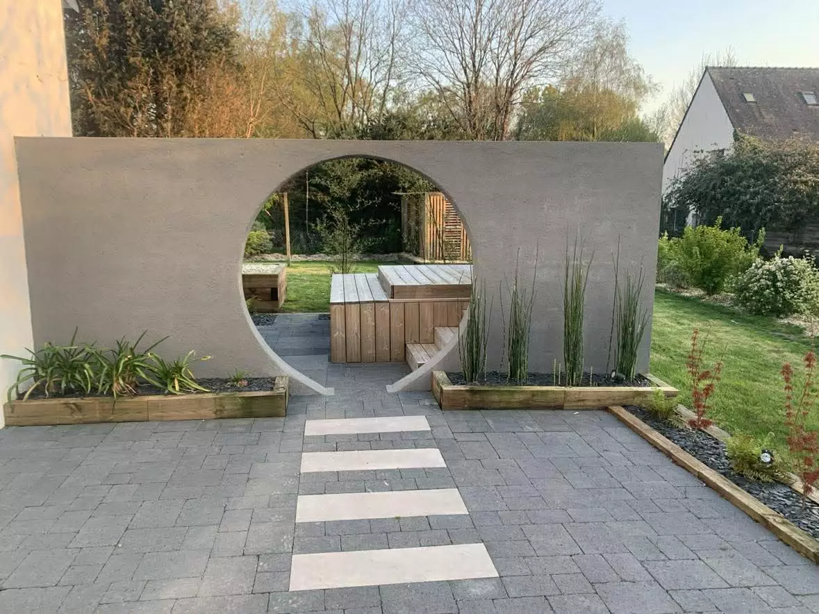 Maçonnerie paysagère à Séné